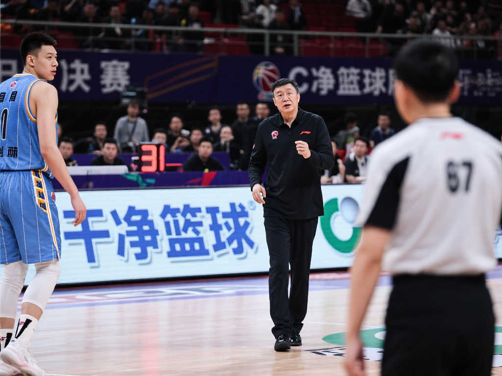 年卡塔爾本 年卡塔爾本